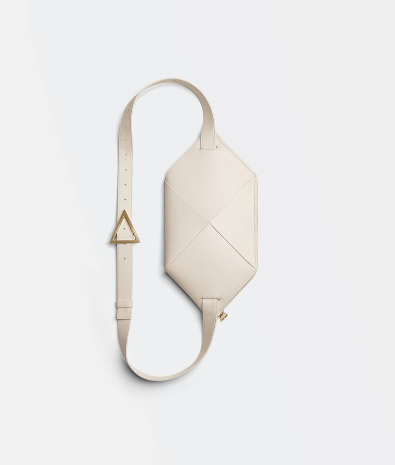 Bottega Veneta belt bag outlook