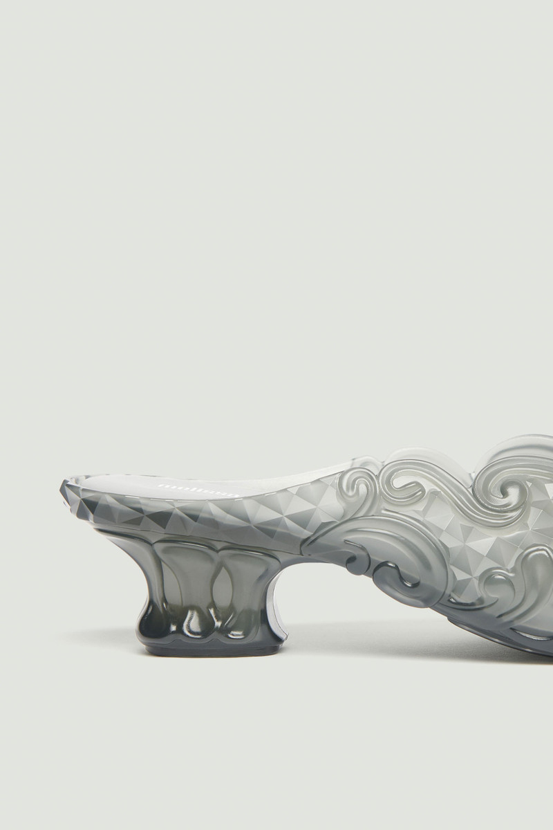 Melissa Point Mule 6