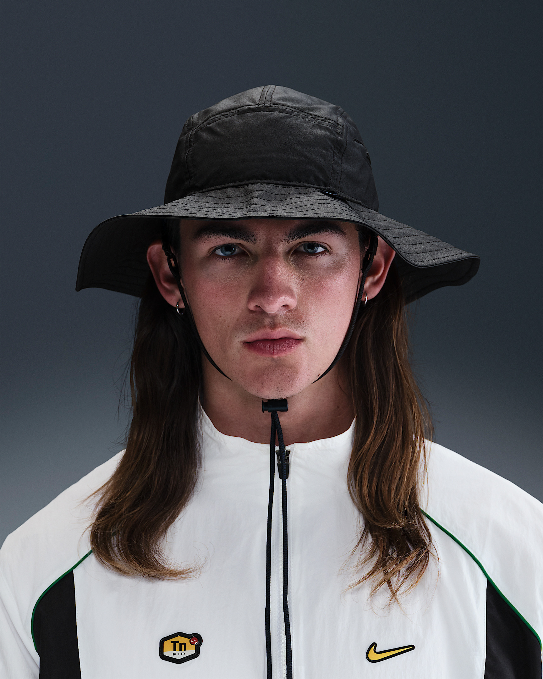 Nike Apex Wide-Brim Bucket Hat - 3