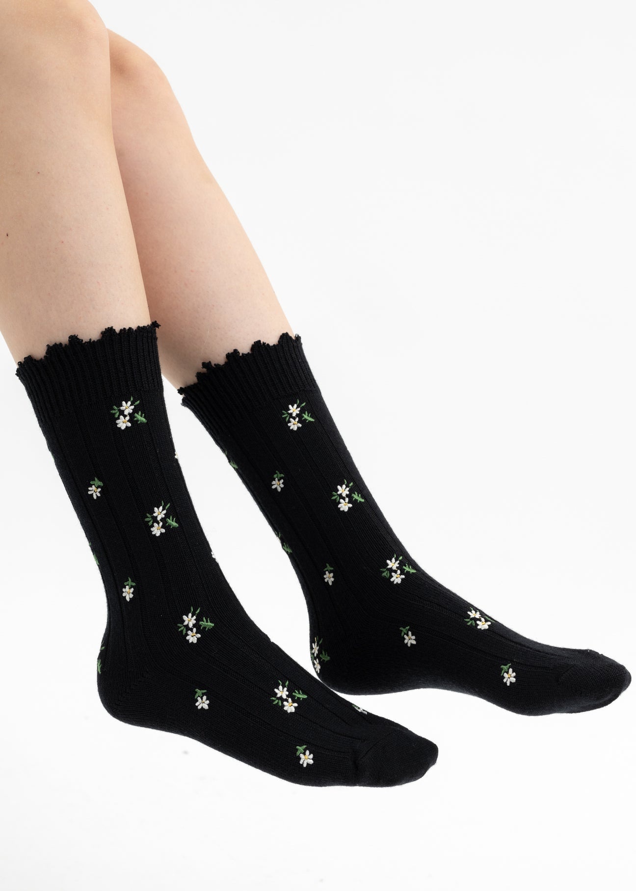Black And White Embroidered Flora Socks - 6