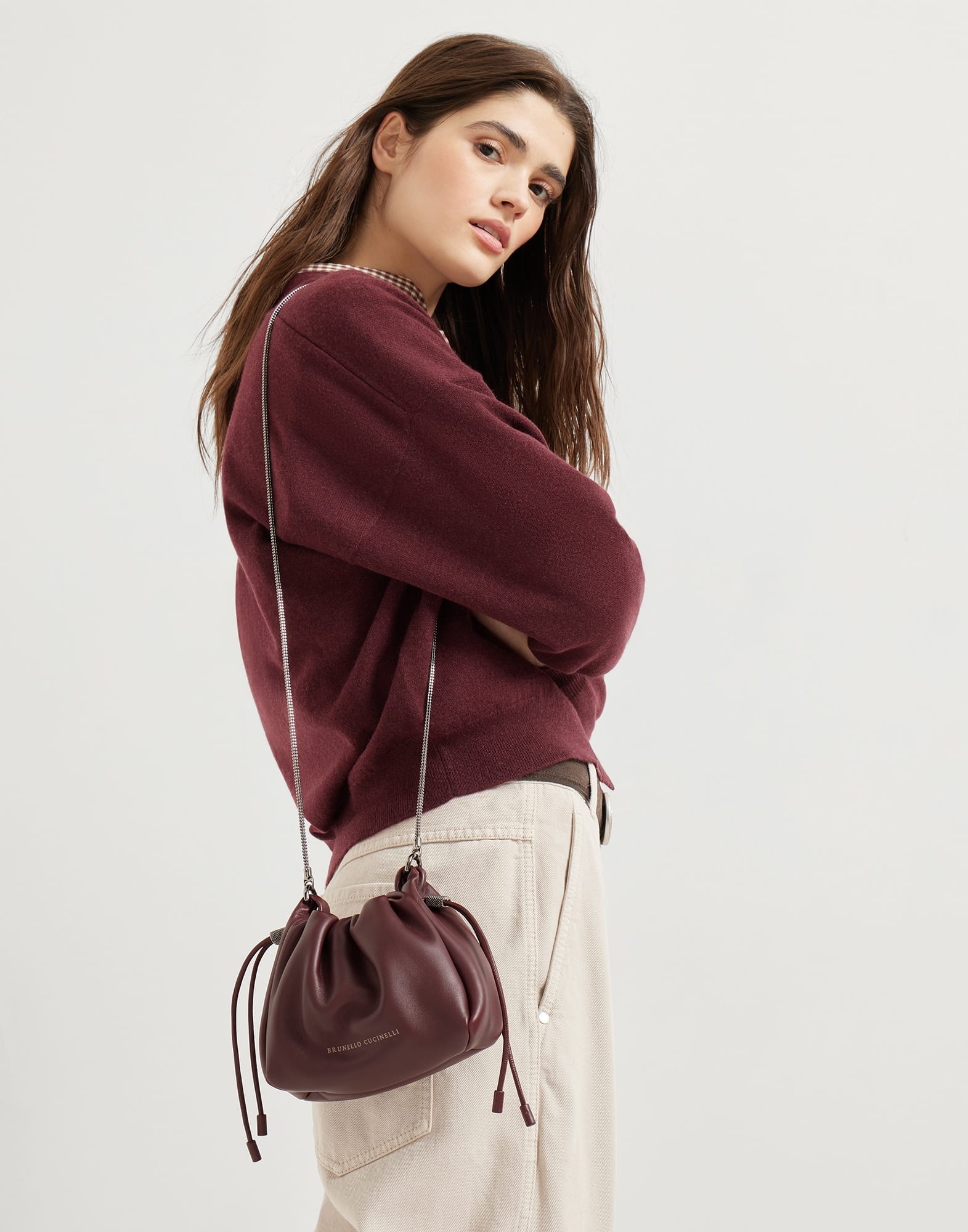 Mellow mini bucket bag in soft leather with precious chain - 4