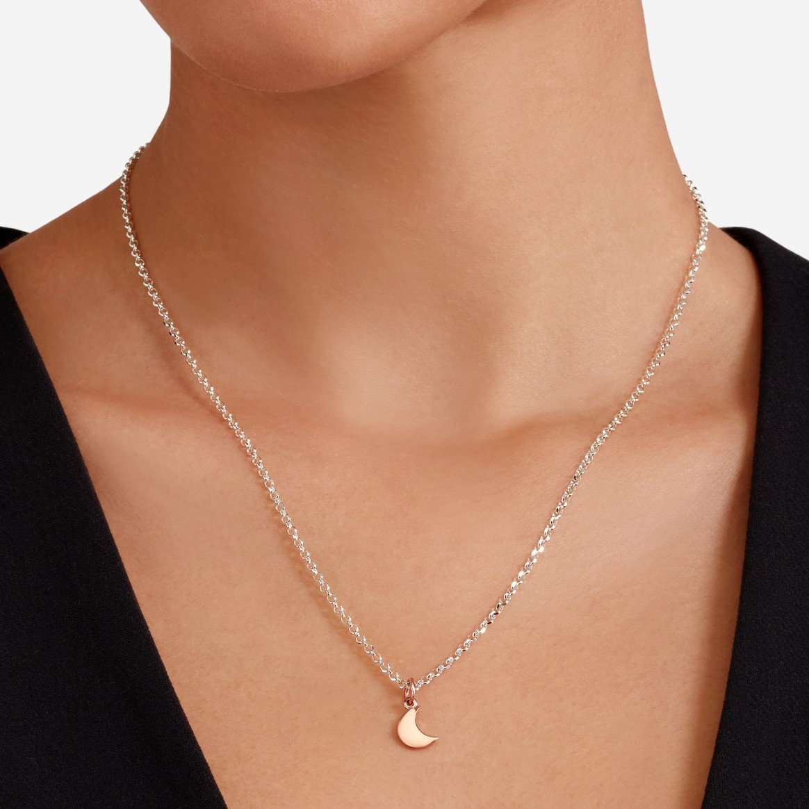 Silver Essentials Necklace 3