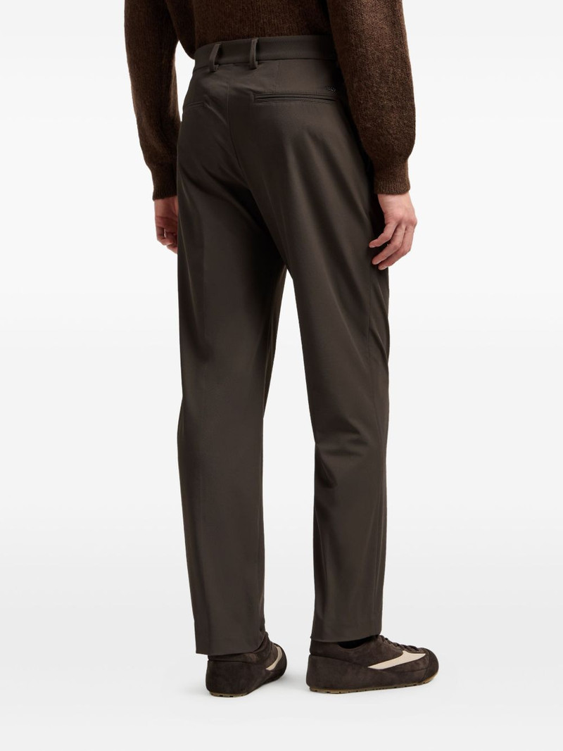 belt-loops trousers 3