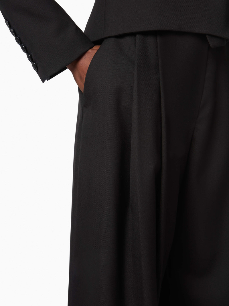 Large Black Pants 4
