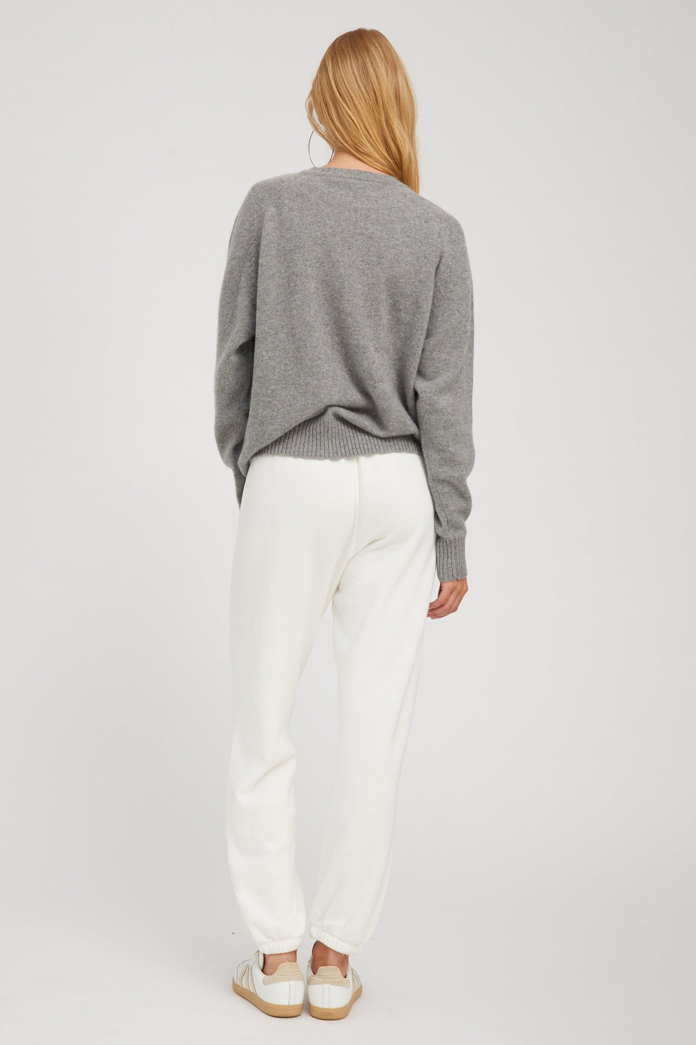 GREY CASHMERE BOYFRIEND SWEATER - 4