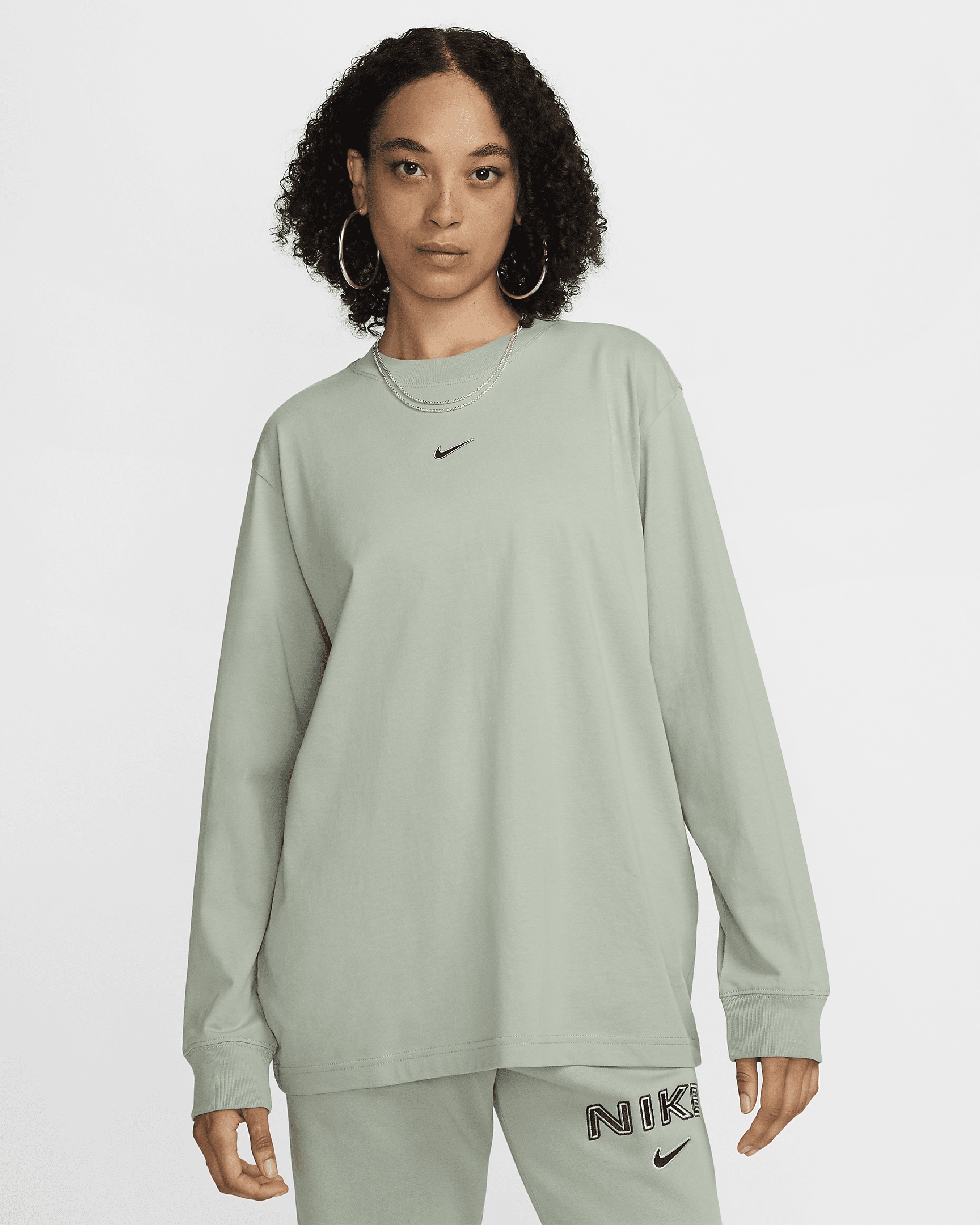 Nike Sportswear Women's Loose Long-Sleeve T-Shirt - 1