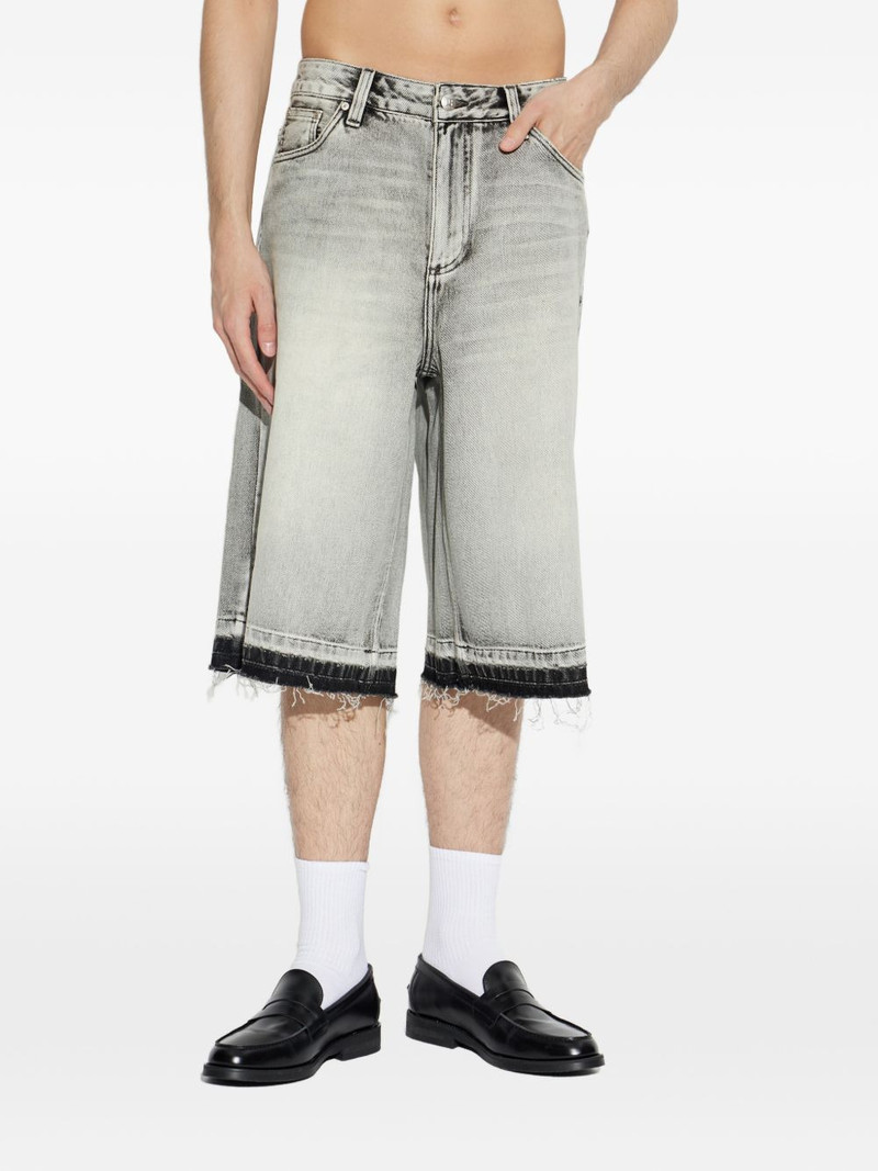 frayed denim shorts 3