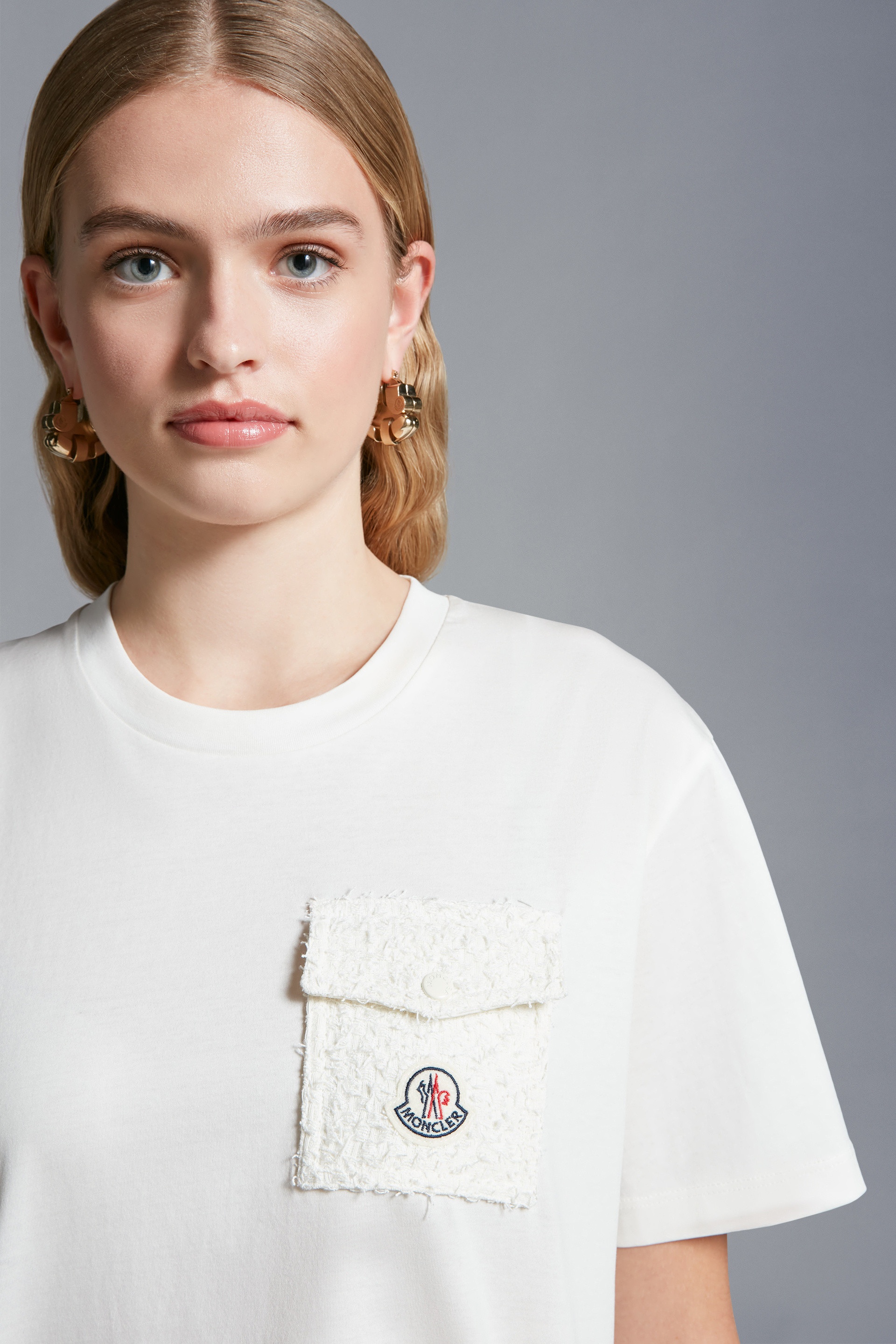 T-Shirt with Pocket - 4