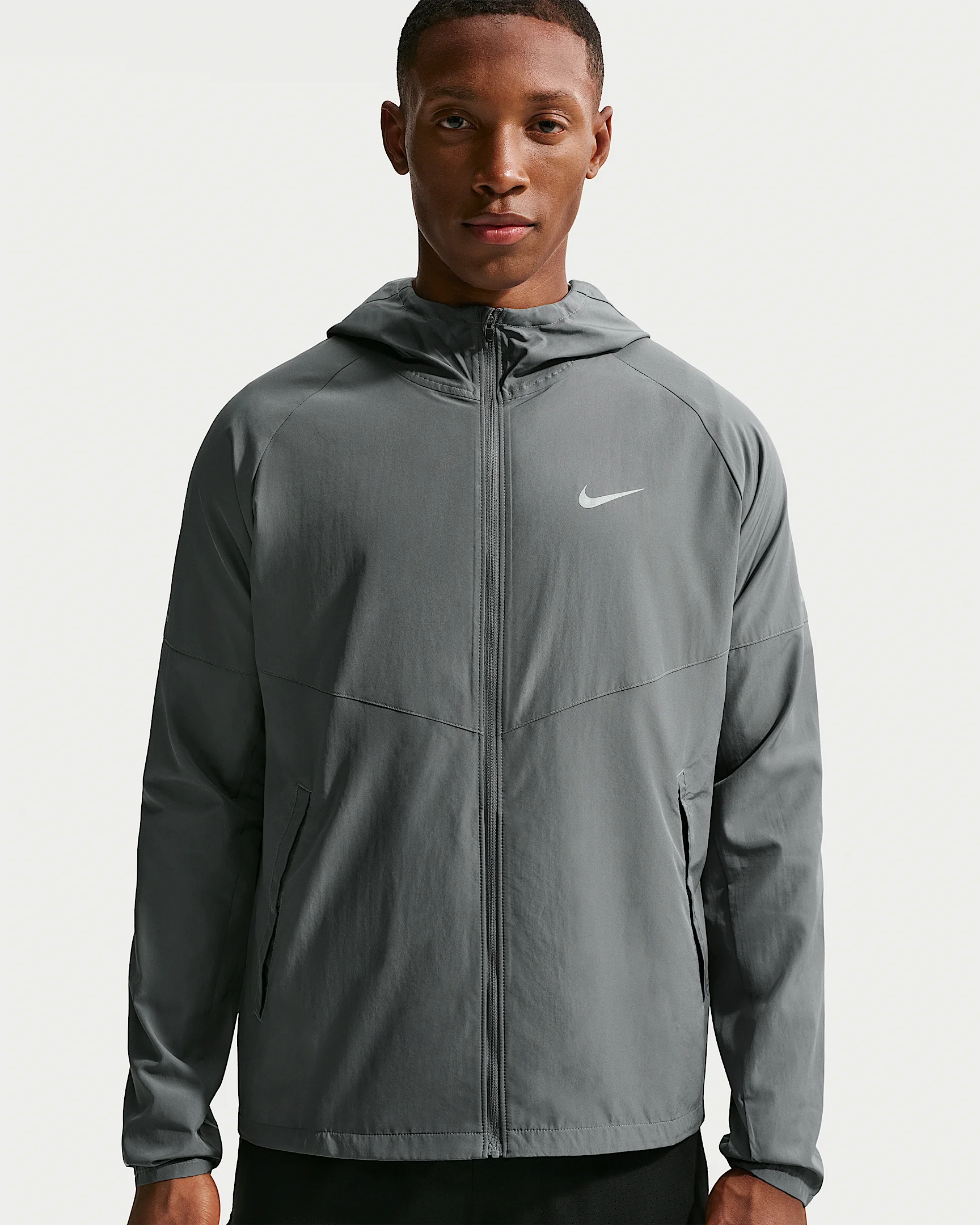 Nike Miler Men's Repel Running Jacket - 1