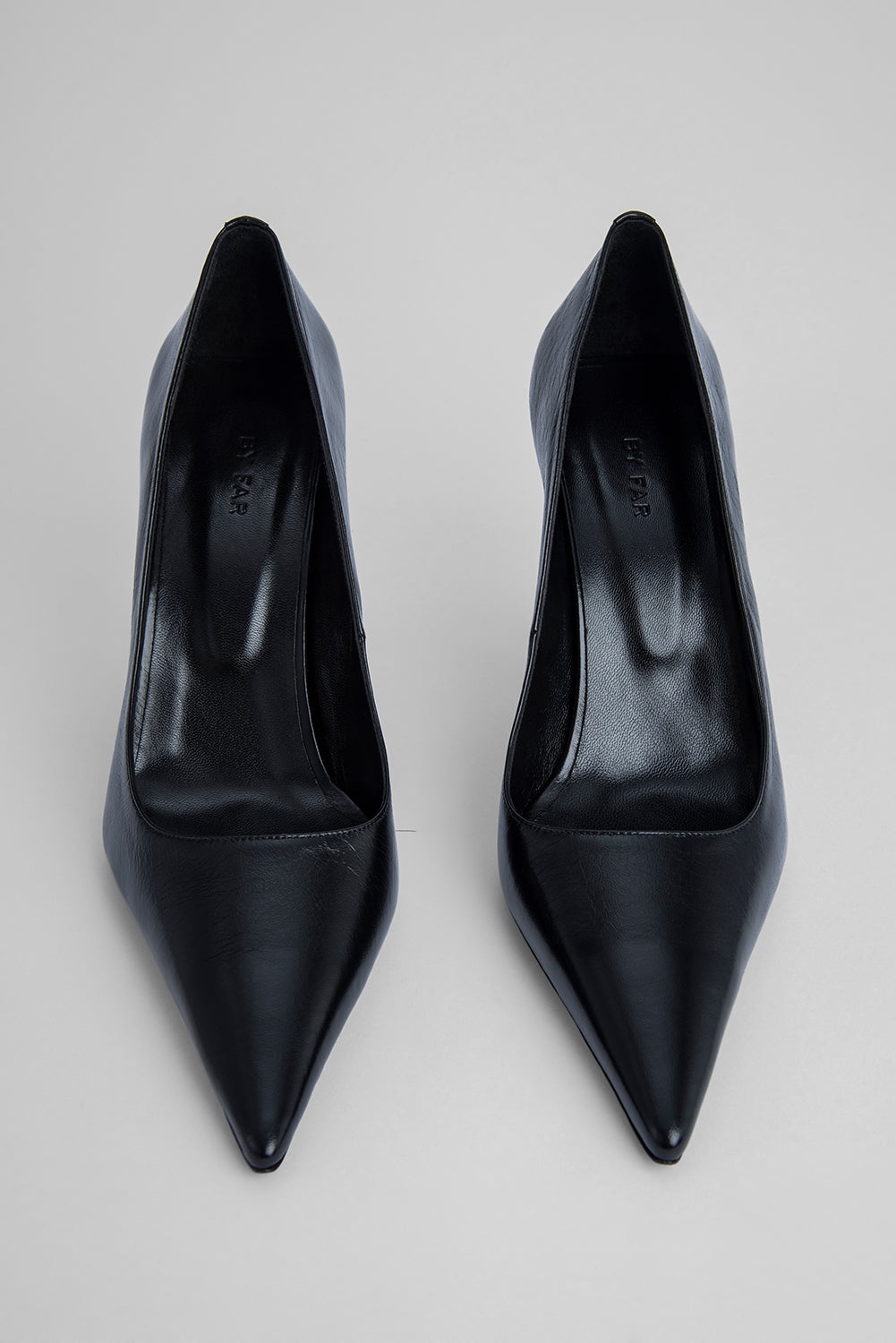 Viva Black Creased Leather Pump - 3