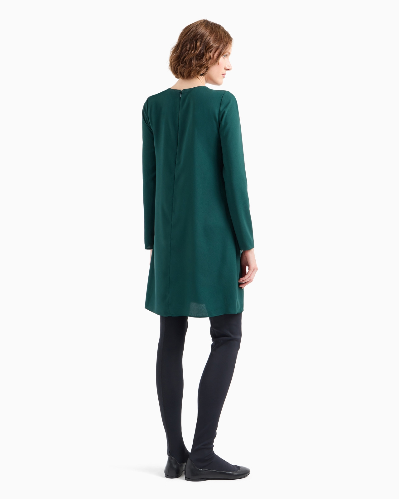 Satin crêpe tunic dress with oversized ruffle - 3