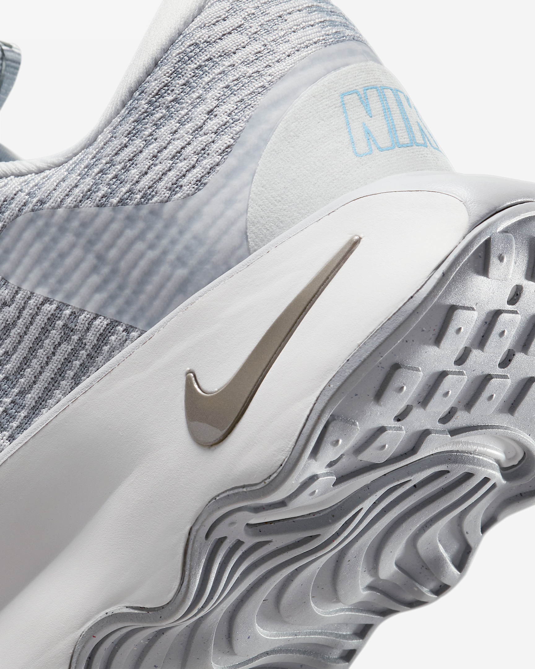 Nike Motiva Women's Walking Shoes - 8