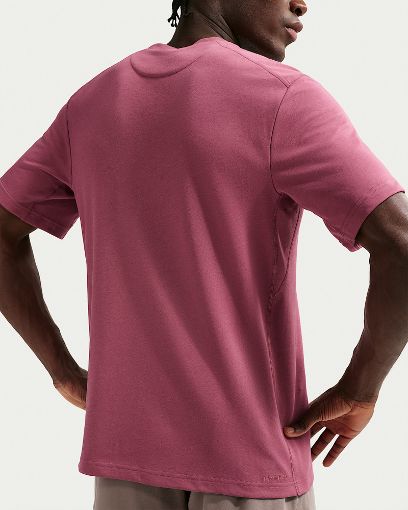 Nike Nike Primary Men's Dri-FIT Short-Sleeve Versatile Top outlook