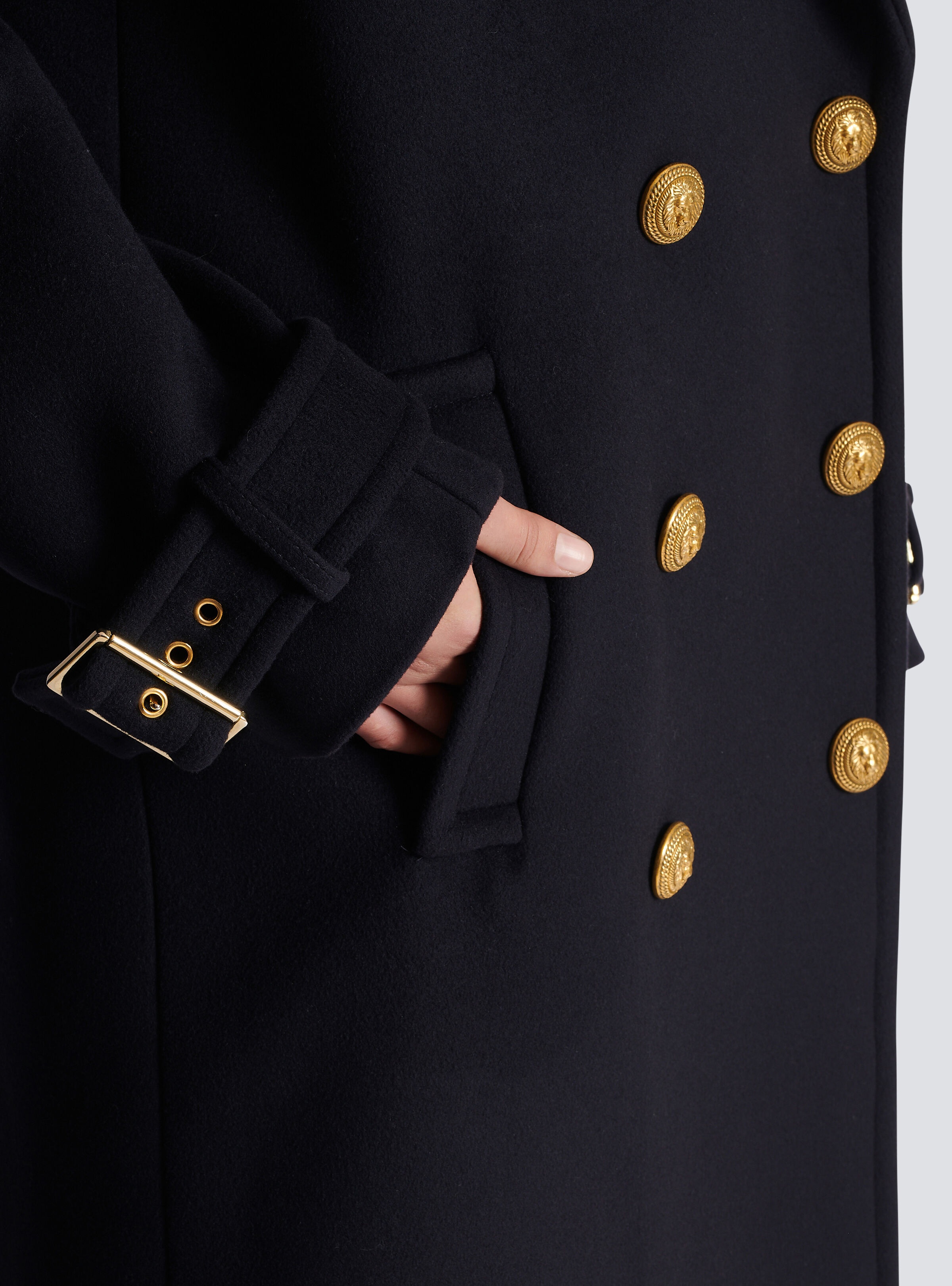 Oversized double-breasted coat - 6
