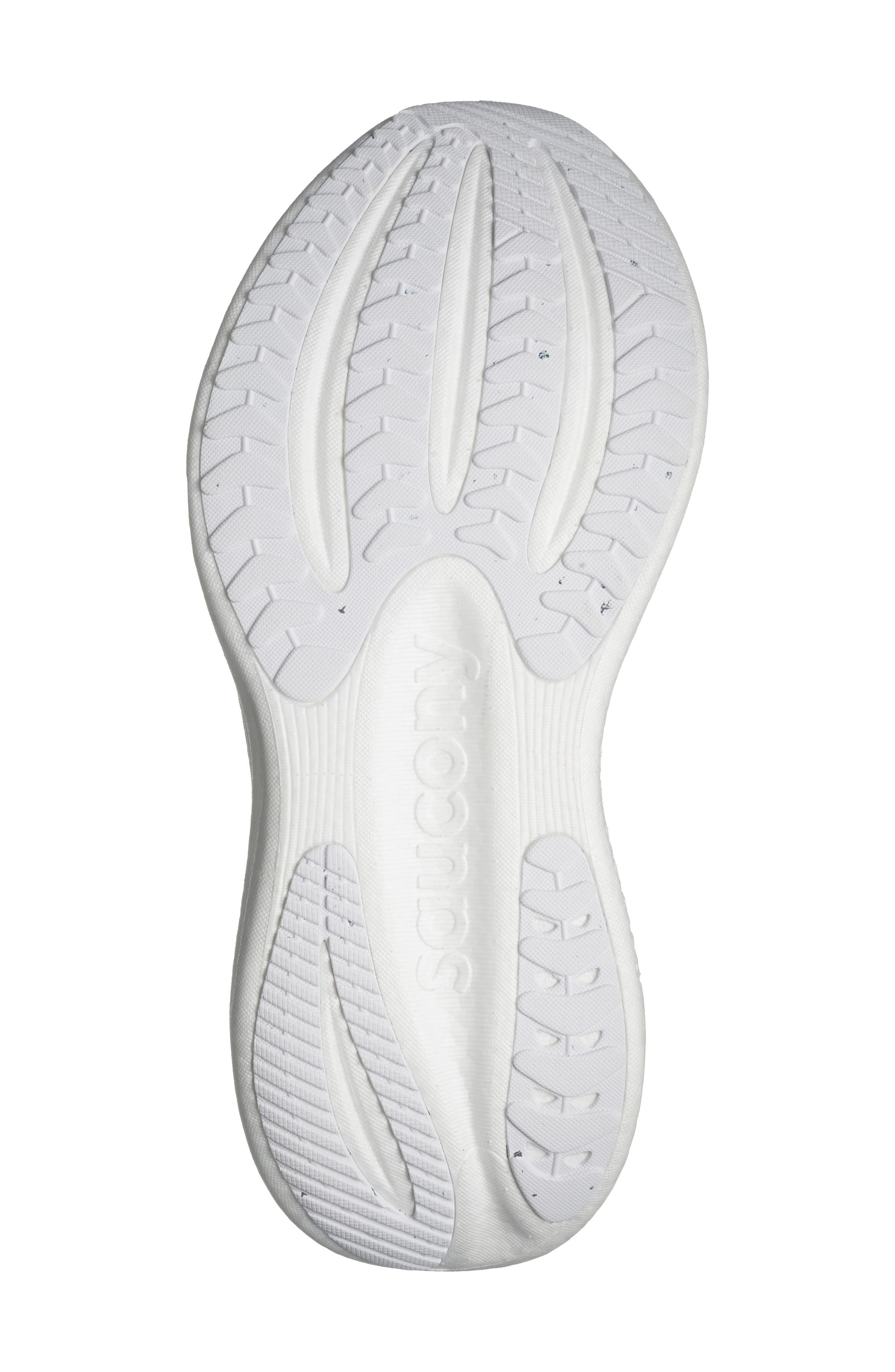 Saucony Triumph 23 Running Shoe in Iceburg/Carbon at Nordstrom - 6