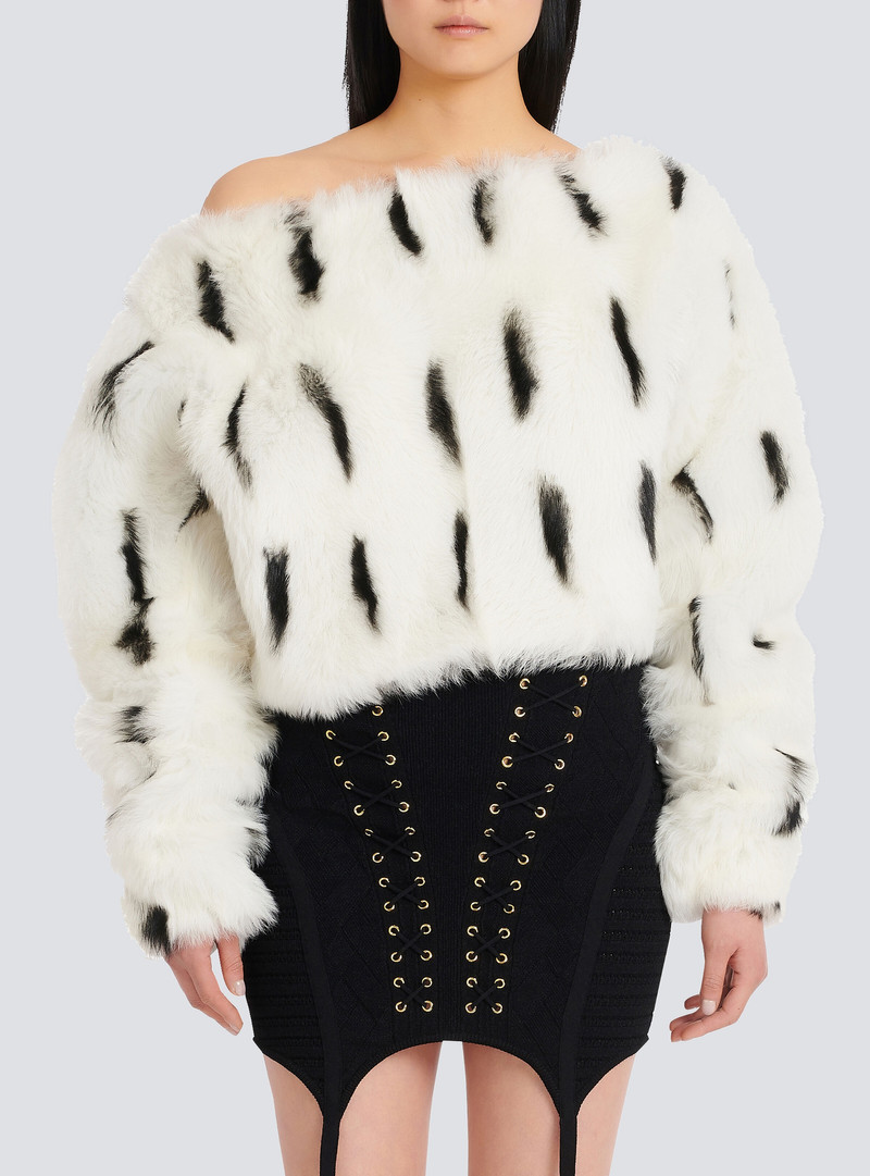 Off-the-shoulder crop top 6