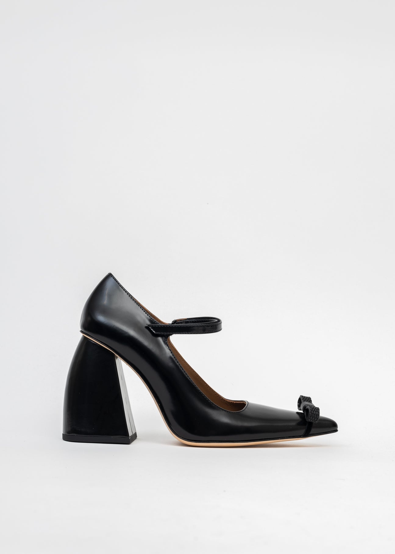 Black Pointed High Heels - 6