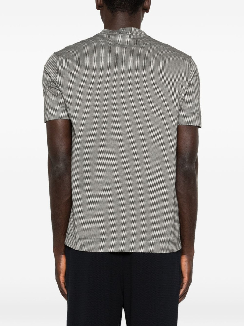 patterned short-sleeve T-shirt 4