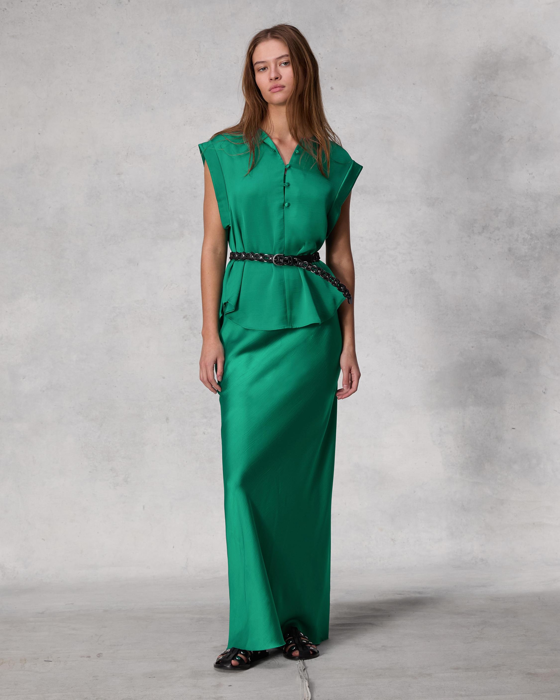 Maple Satin Top
Classic Fit - 7
