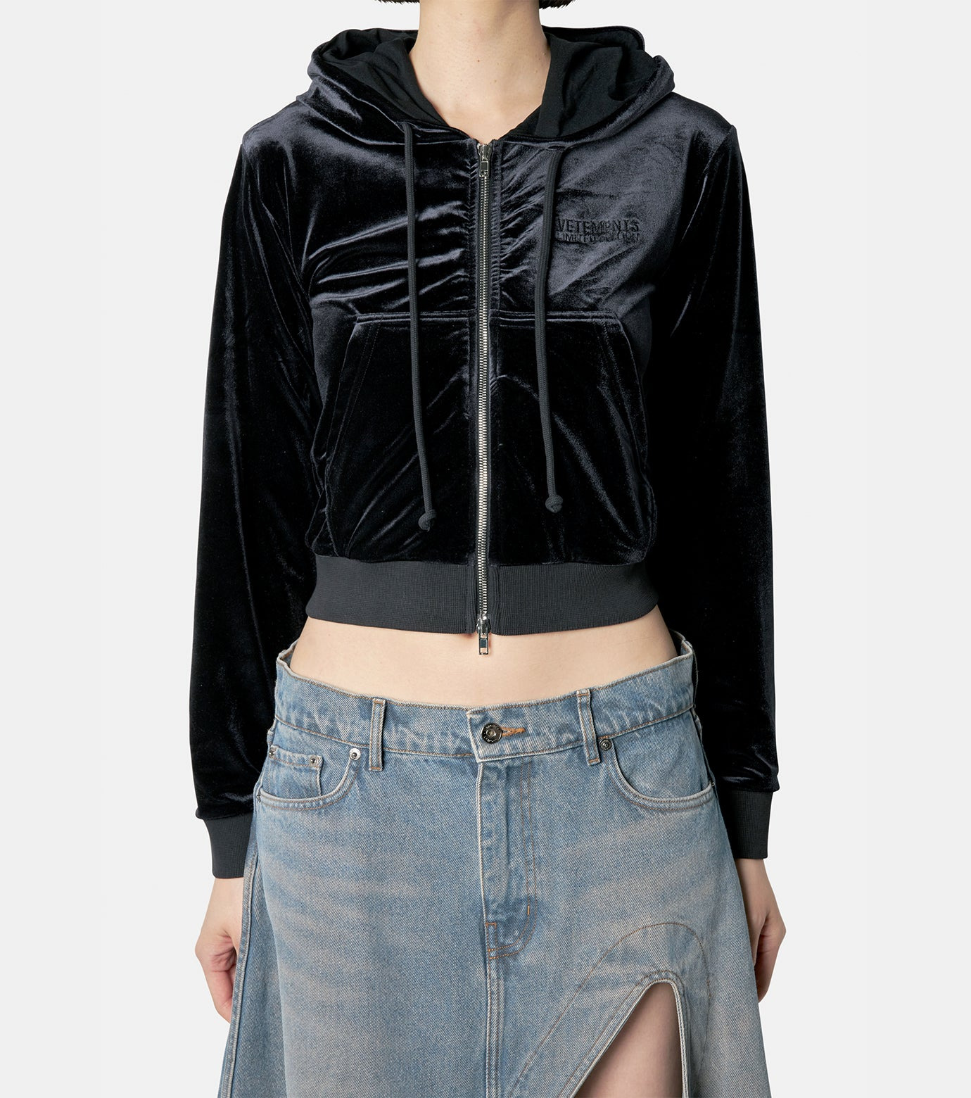 Fitted Zip-Up Velvet Hoodie - 2