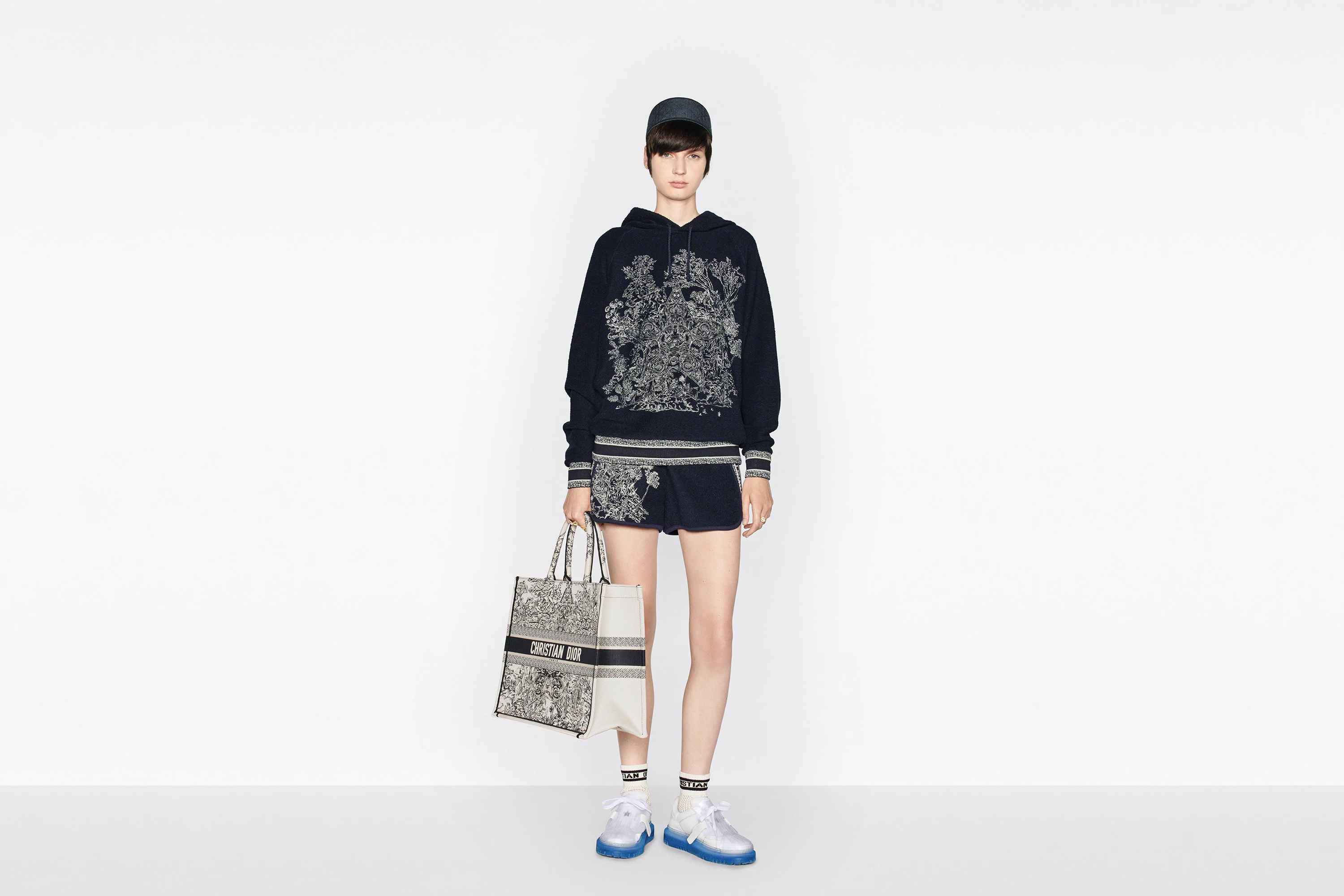 Dior Chez Moi Shorts - 4