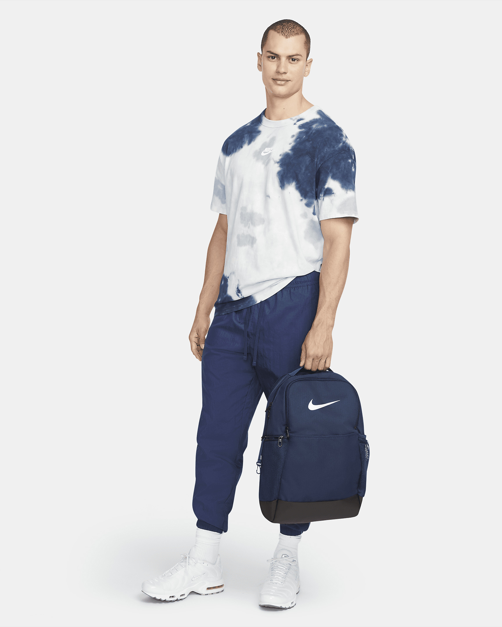 Nike Unisex Brasilia 9.5 Training Backpack (Medium - 11
