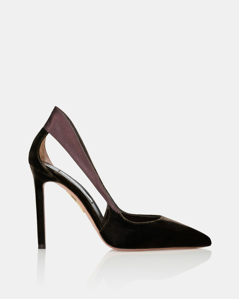 Dangerous Liaisons Pump 105 1