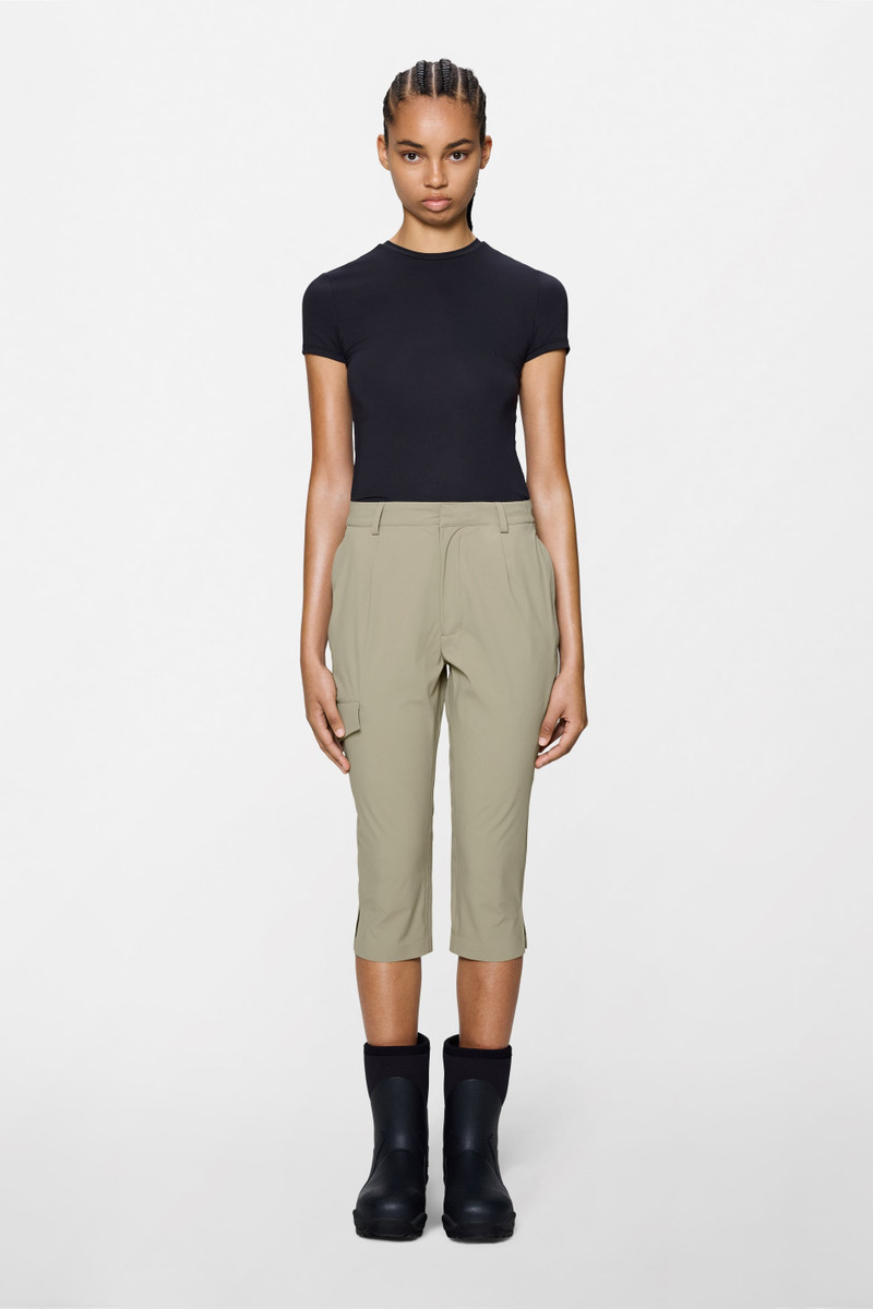 RAINS Suva Hardshell W Capri outlook