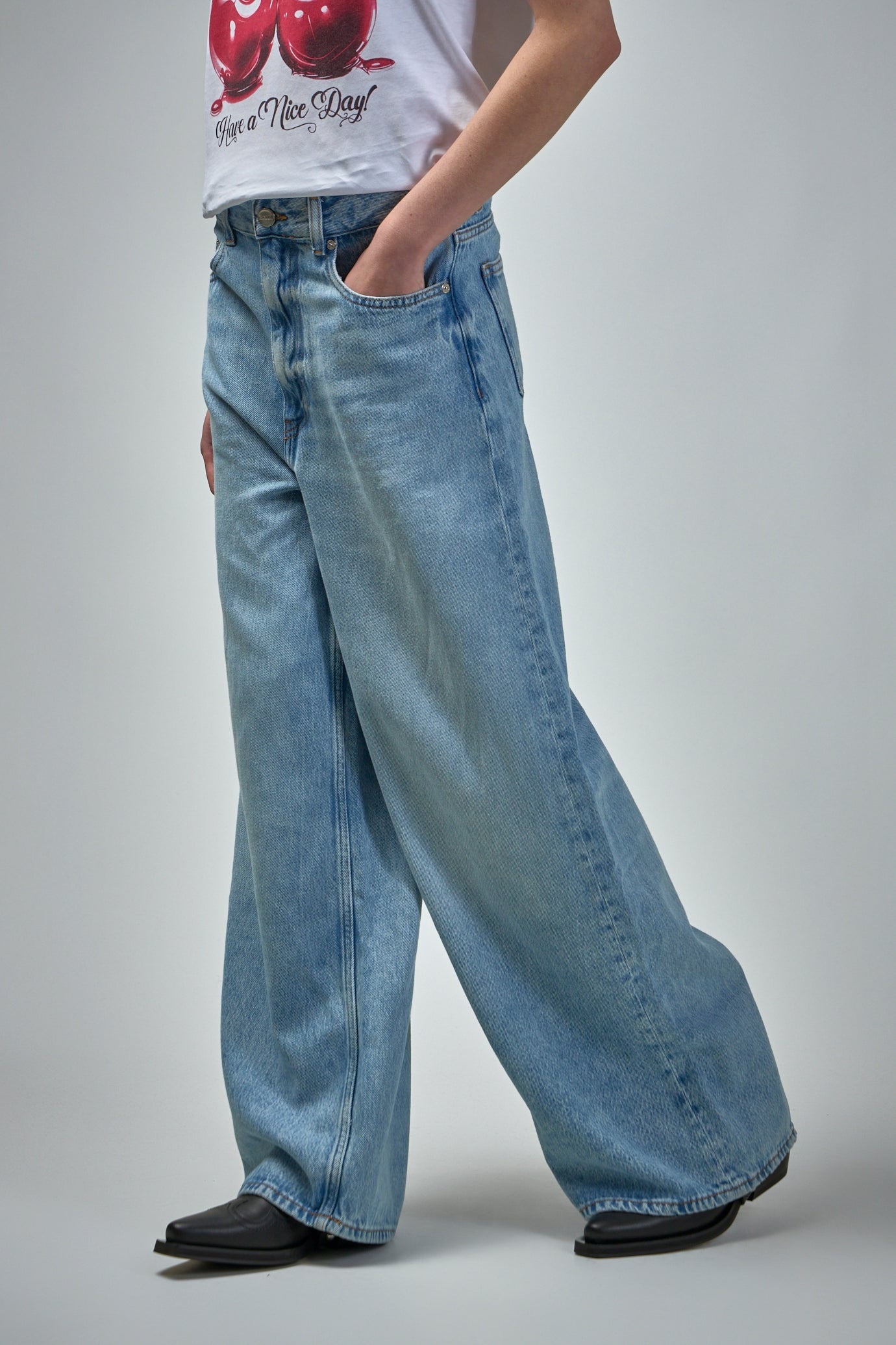 Soft Rigid Denim Baggy Jeans - 4