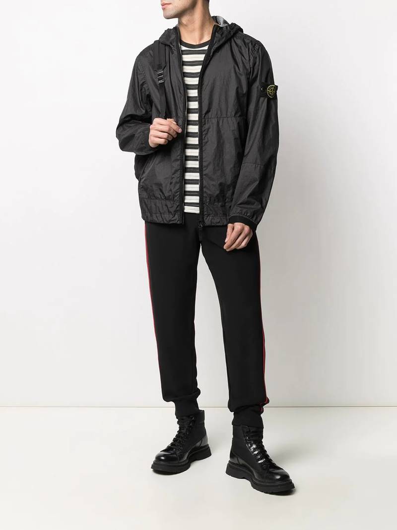 Stone Island logo-patch zip-up windbreaker outlook