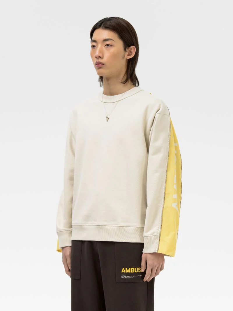 SLEEVE LOGO SWEATSHIRT - 4
