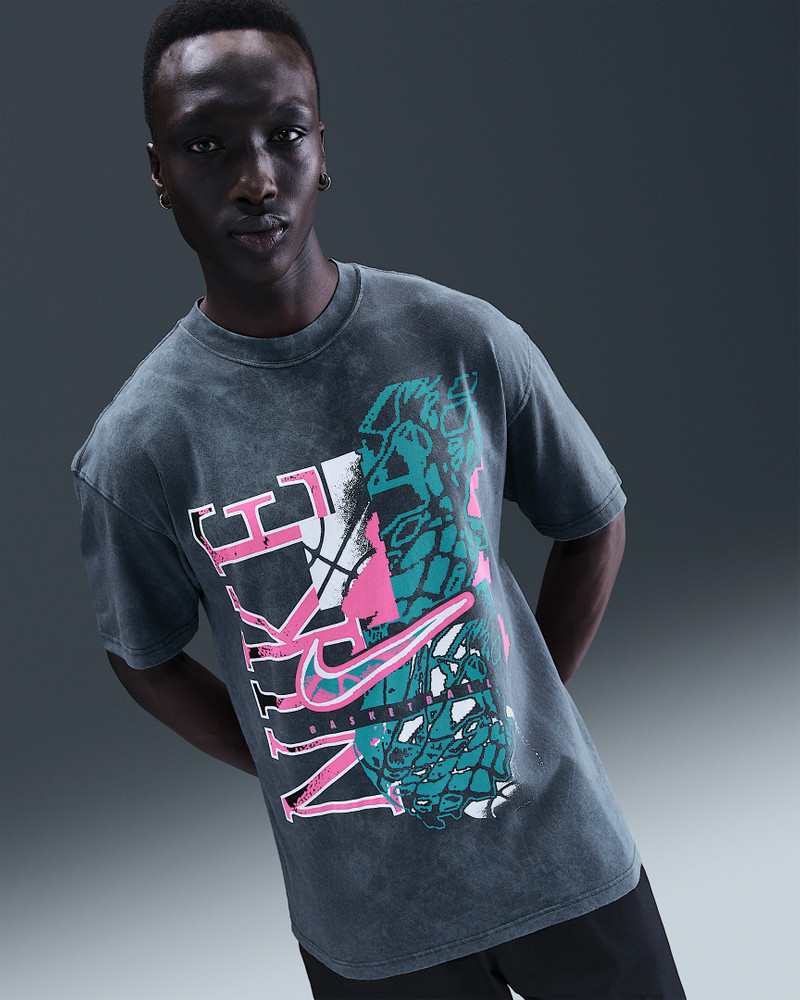 Nike Men's Basketball T-Shirt 1