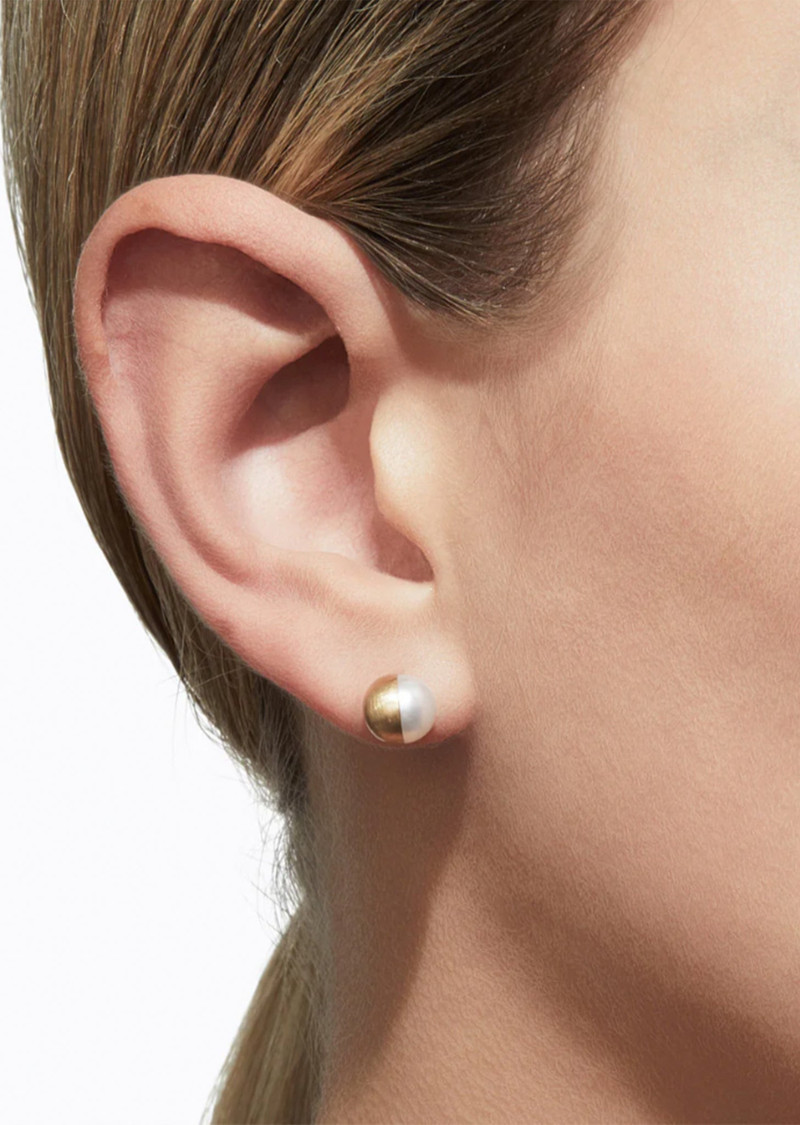 SHIHARA Half Pearl Earring 90° outlook
