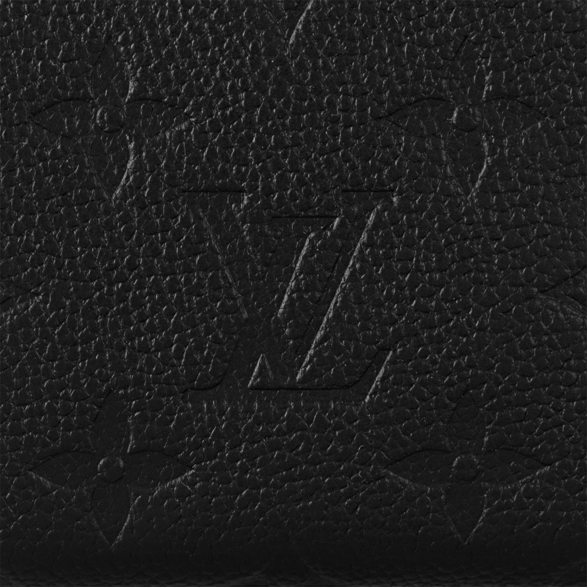 Lisa Wallet - 5
