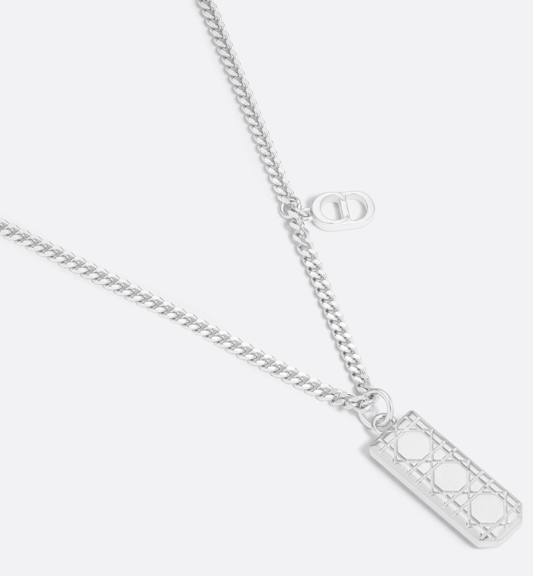 Cannage Plate Pendant Necklace - 2