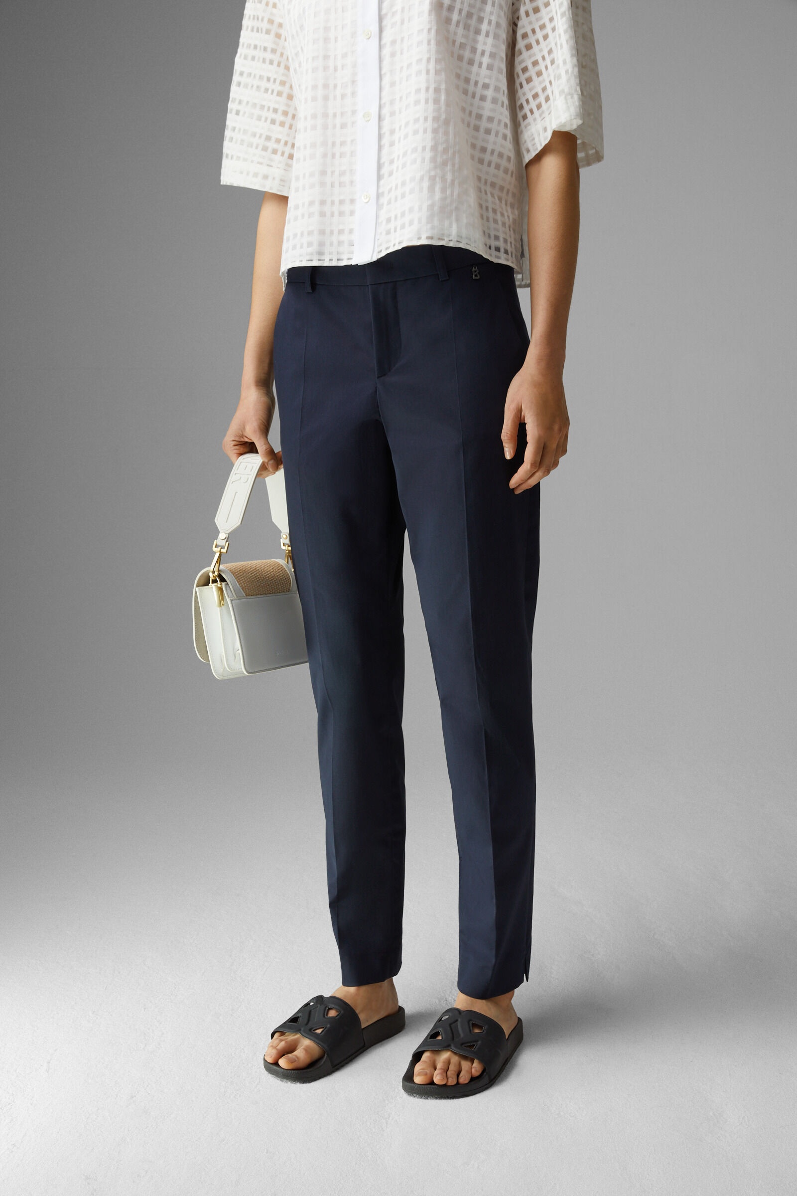 Joy Chinos in Navy blue - 2