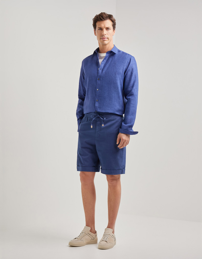 Canali NAVY BLUE BERMUDA SHORTS WITH A DRAWSTRING, CRAFTED FROM COTTON AND LYOCELL GABARDINE outlook