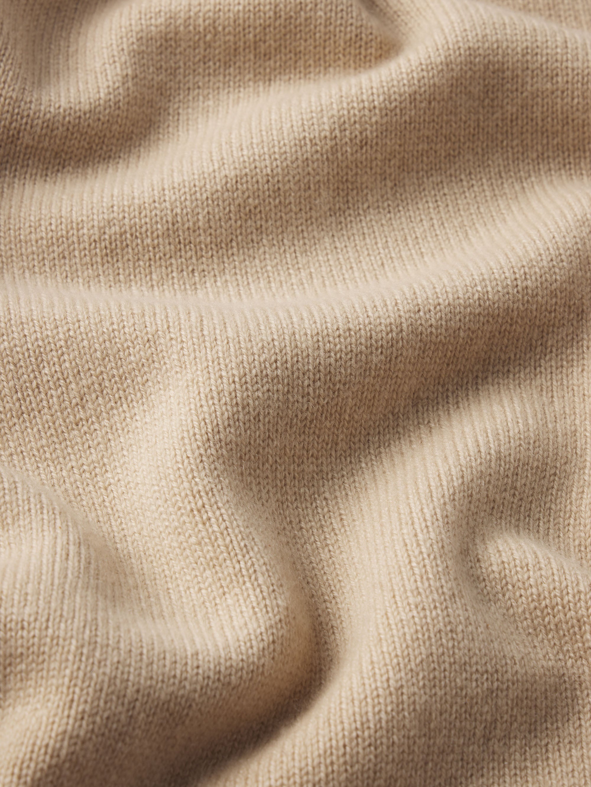 Light Weight Cashmere Crewneck in Summer Beige - 2