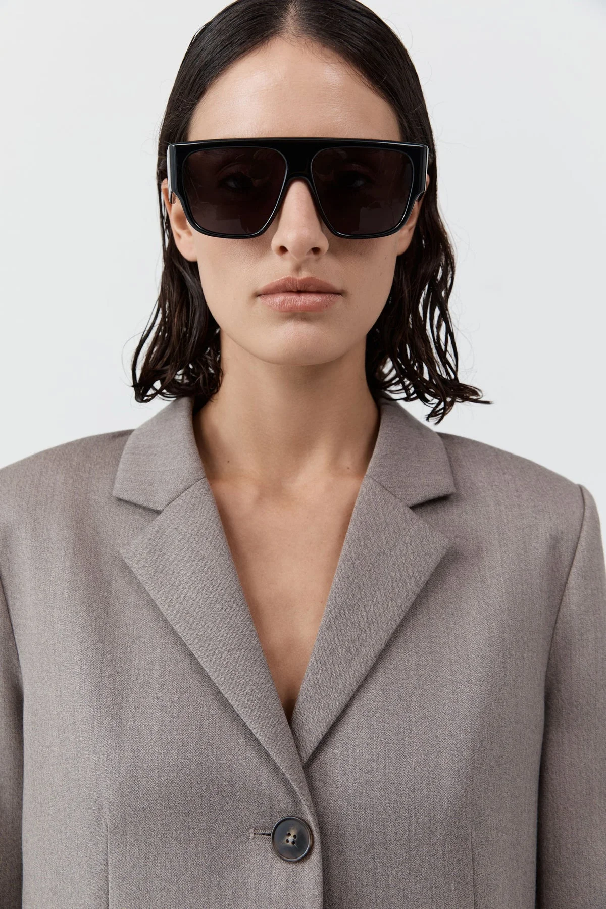 Linea Oversized Sunglasses - Black/Grey - 1