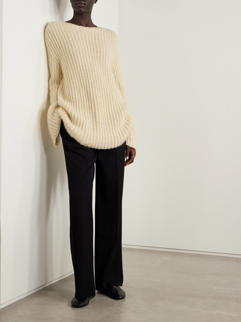 The Row Mirr Ribbed Cashmere Seater outlook