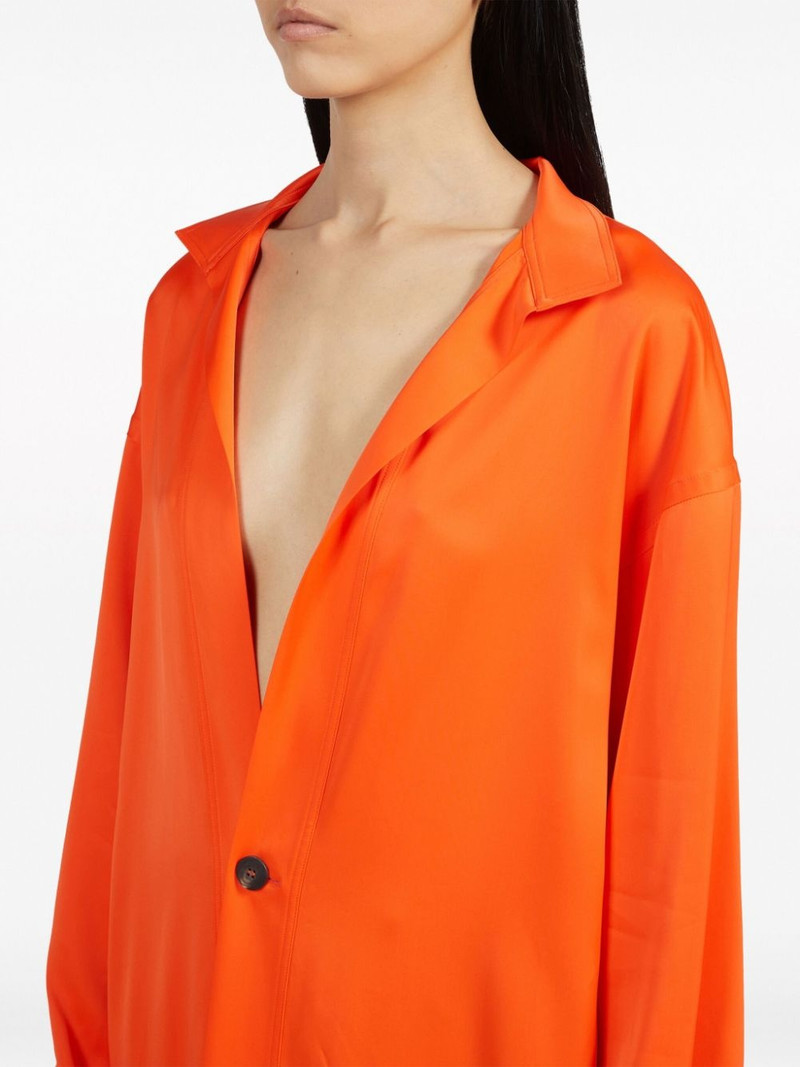 spread-collar button-fastening shirt 5