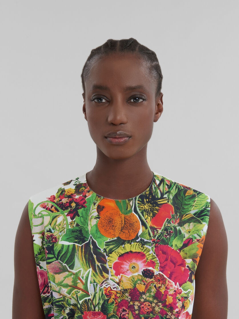 WHITE POPLIN SLEEVELESS TOP WITH MYSTICAL BLOOM PRINT - 4