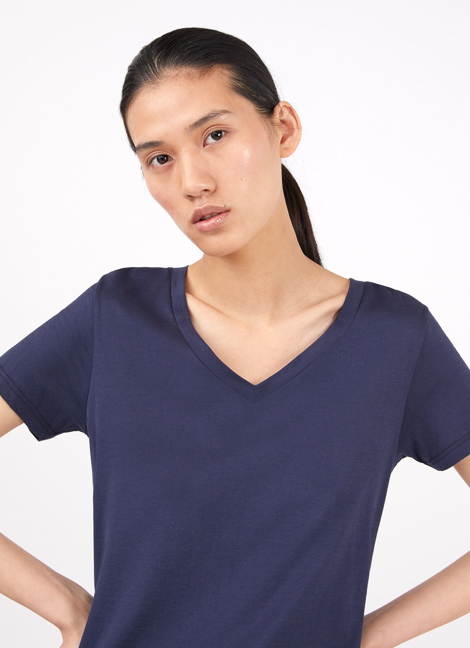 V Neck T‑shirt - 2