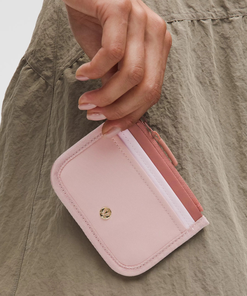 lululemon True Identity Card Case outlook