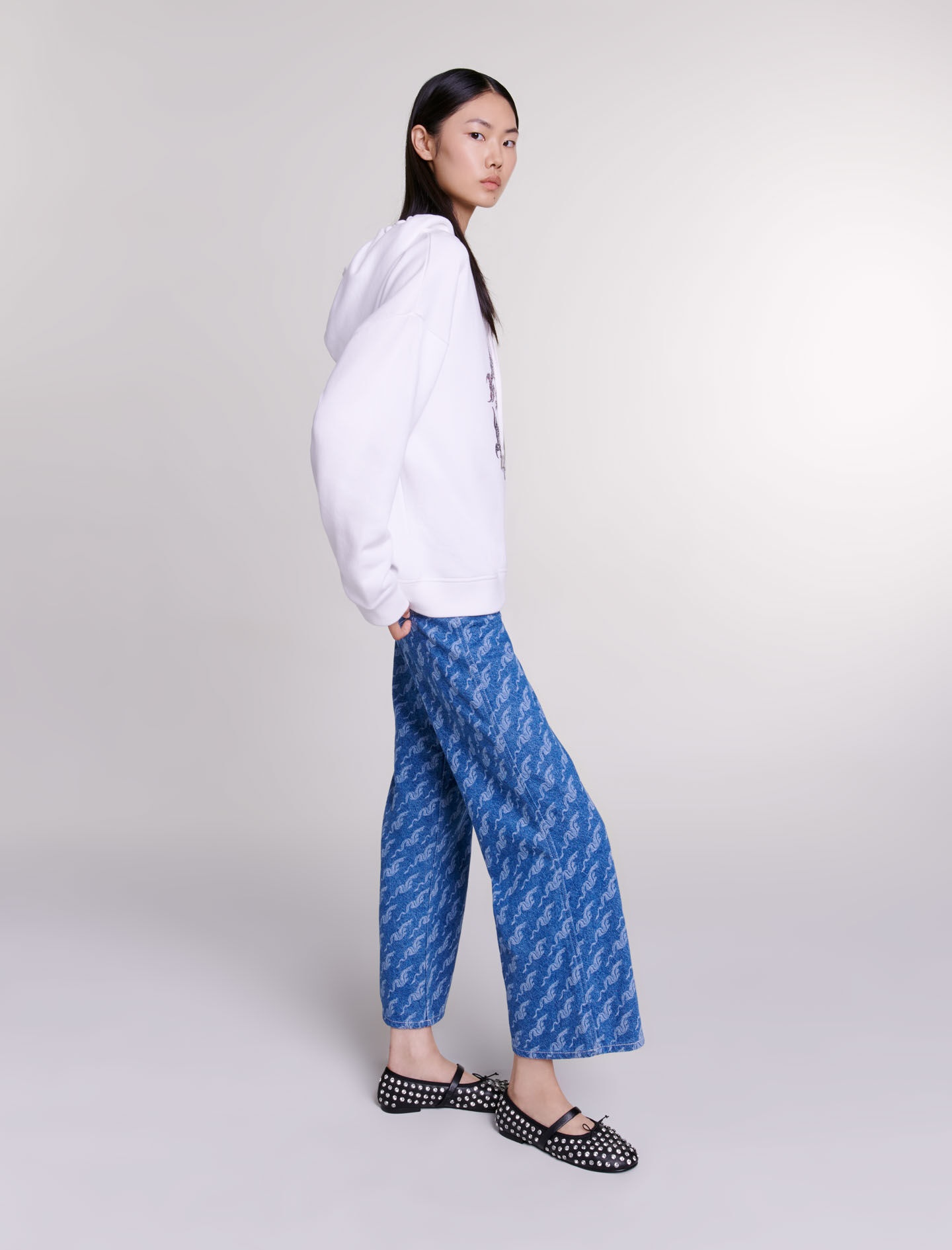 Oversized sweatshirt - 4