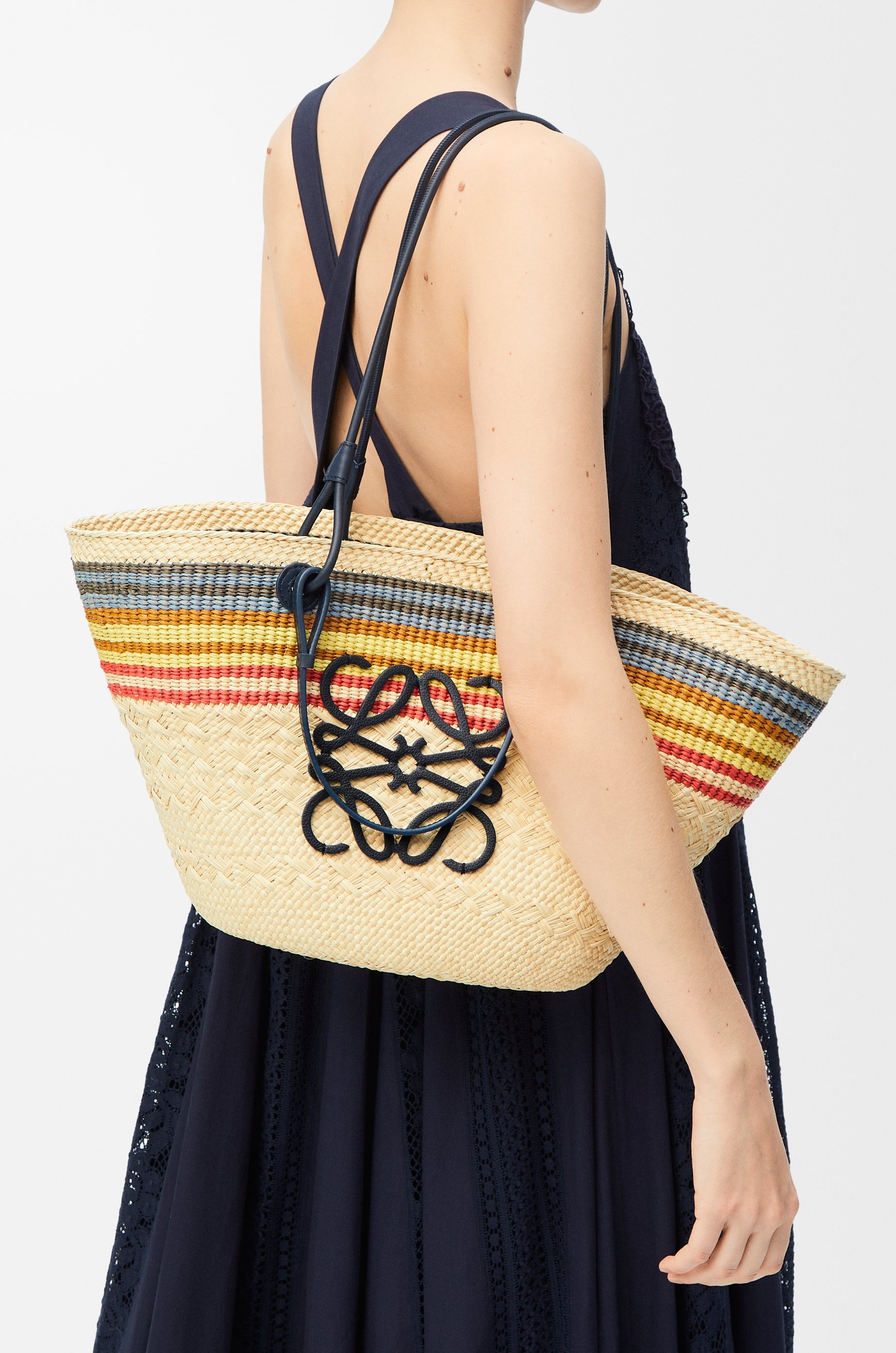 Medium Anagram basket in iraca palm and calfskin - 3