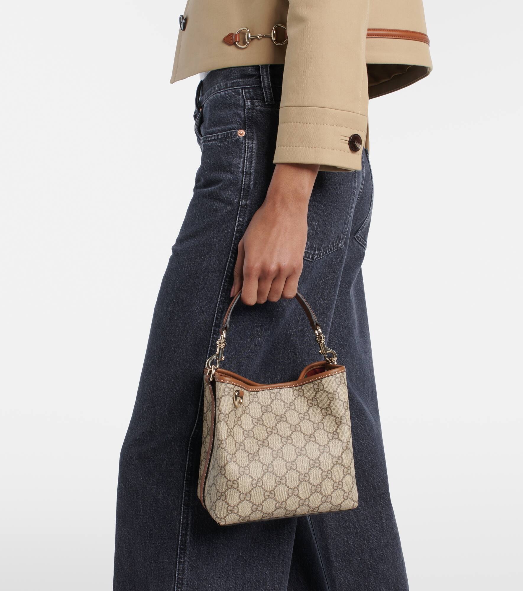 GG Emblem Small bucket bag - 7