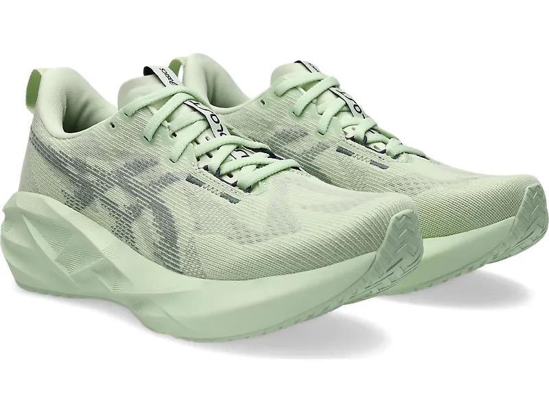 ASICS Novablast 5 - 3