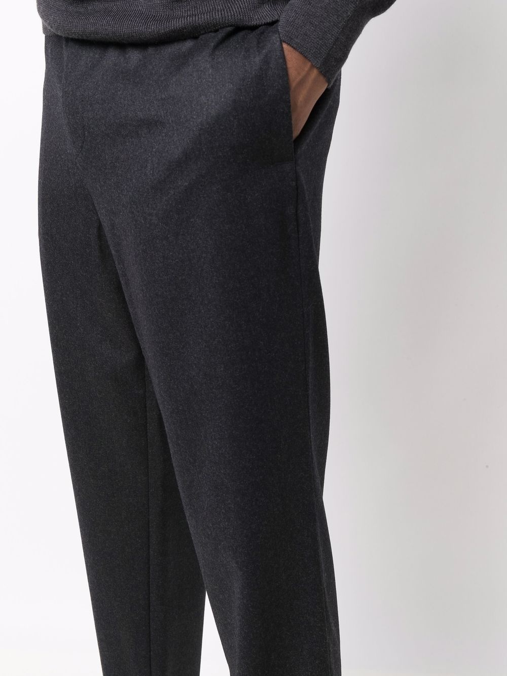 elastic-drawstring tapered trousers - 5