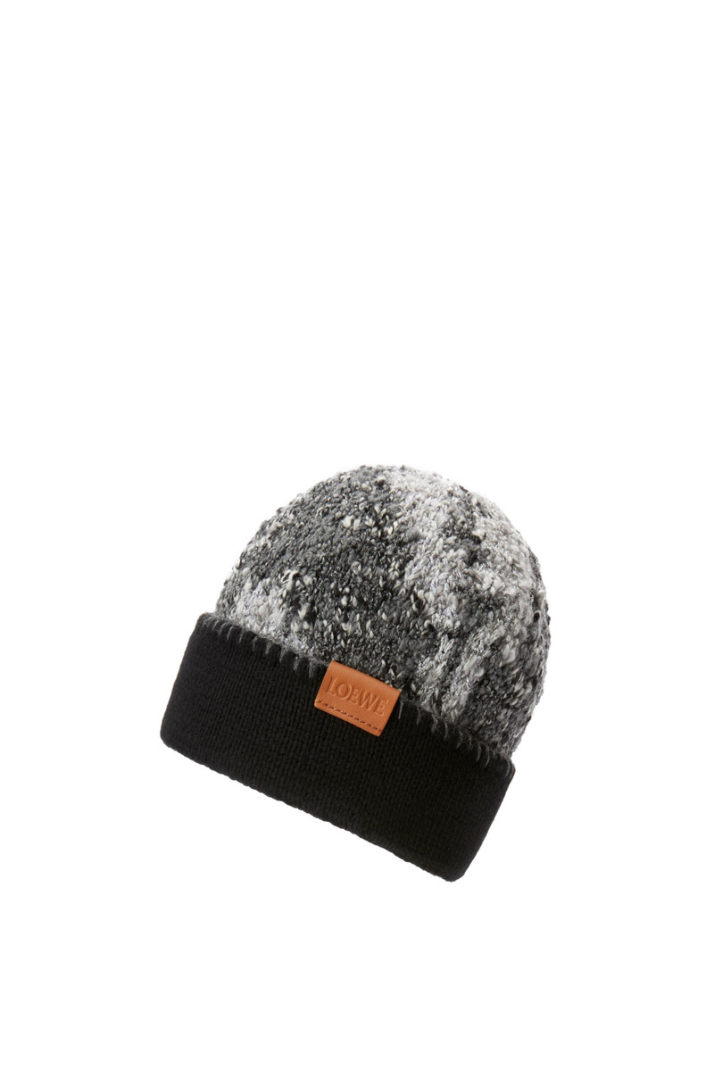 Bunny beanie in wool 3